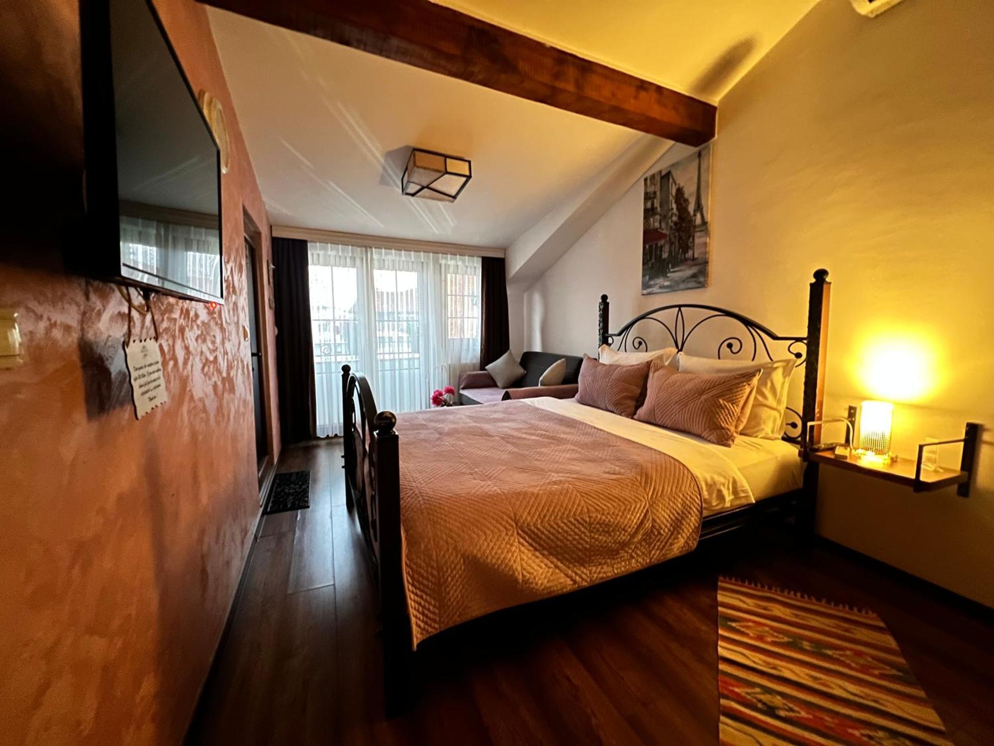 Hotel Fjorr พริเซรน ภายนอก รูปภาพ